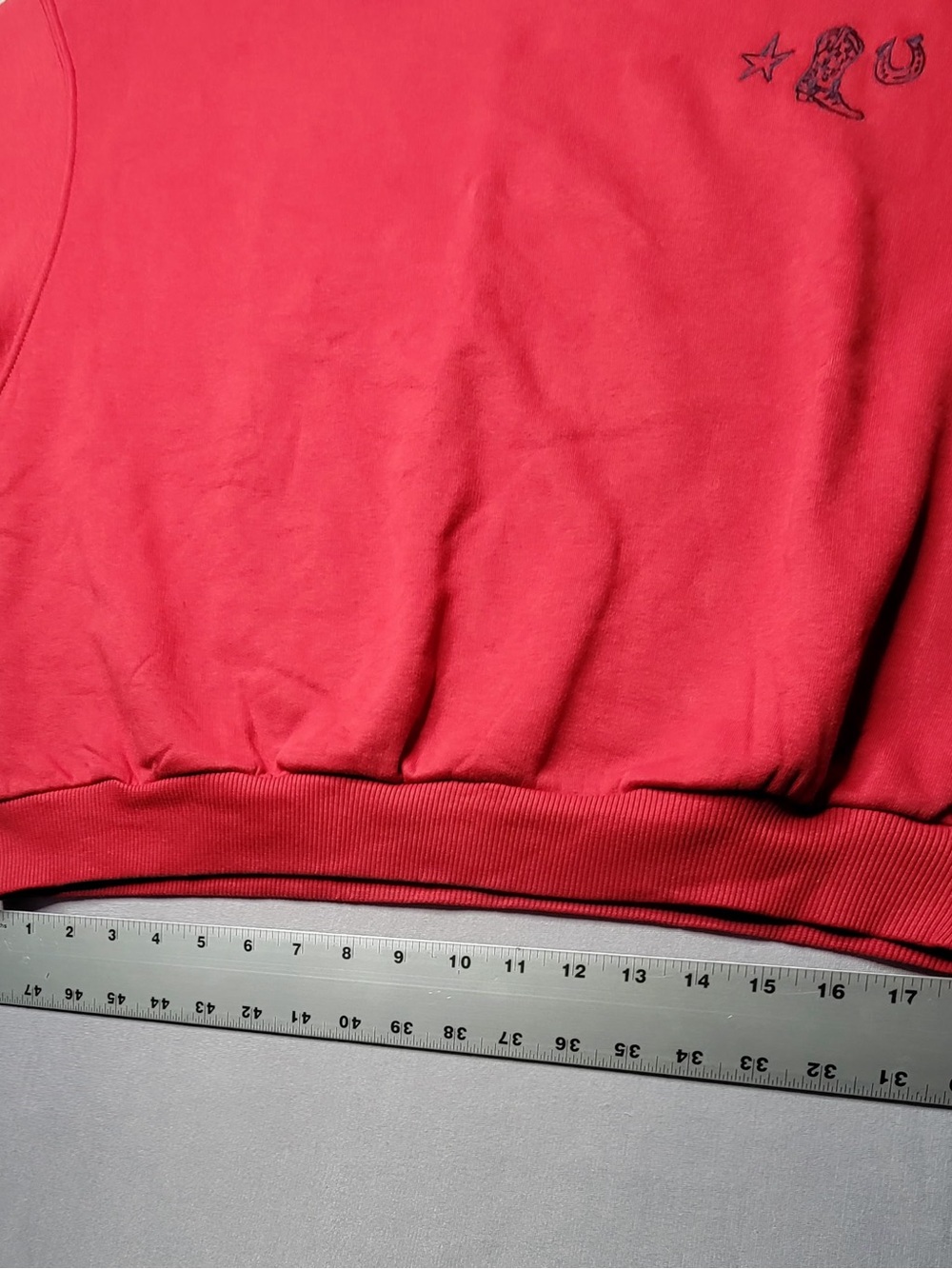 Wrangler Red Crewneck Sweatshirt with Western Embroidery - Picture 7 of 12